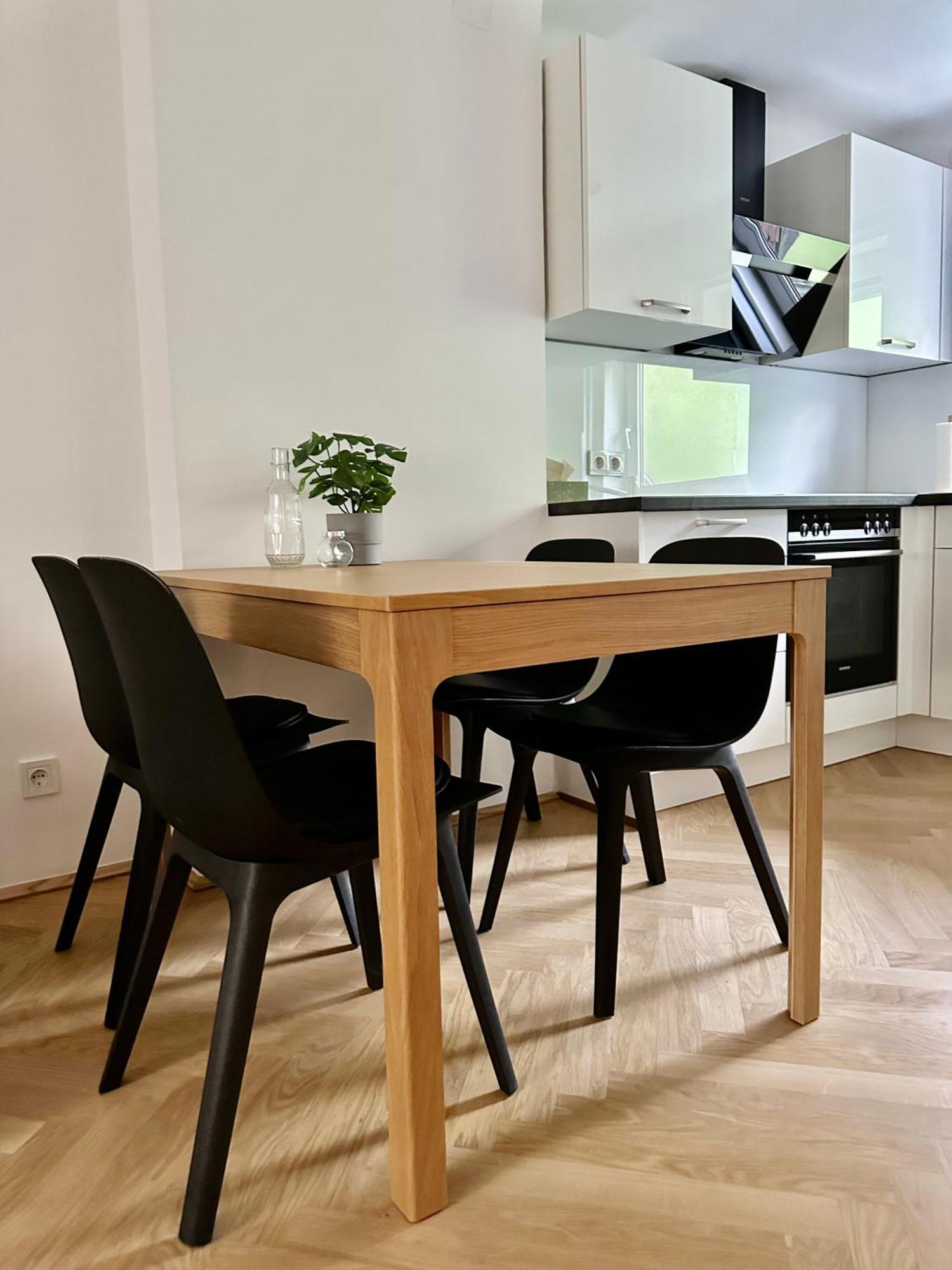 Apartment Viviane Paulos - Stylish At Wienerberg *