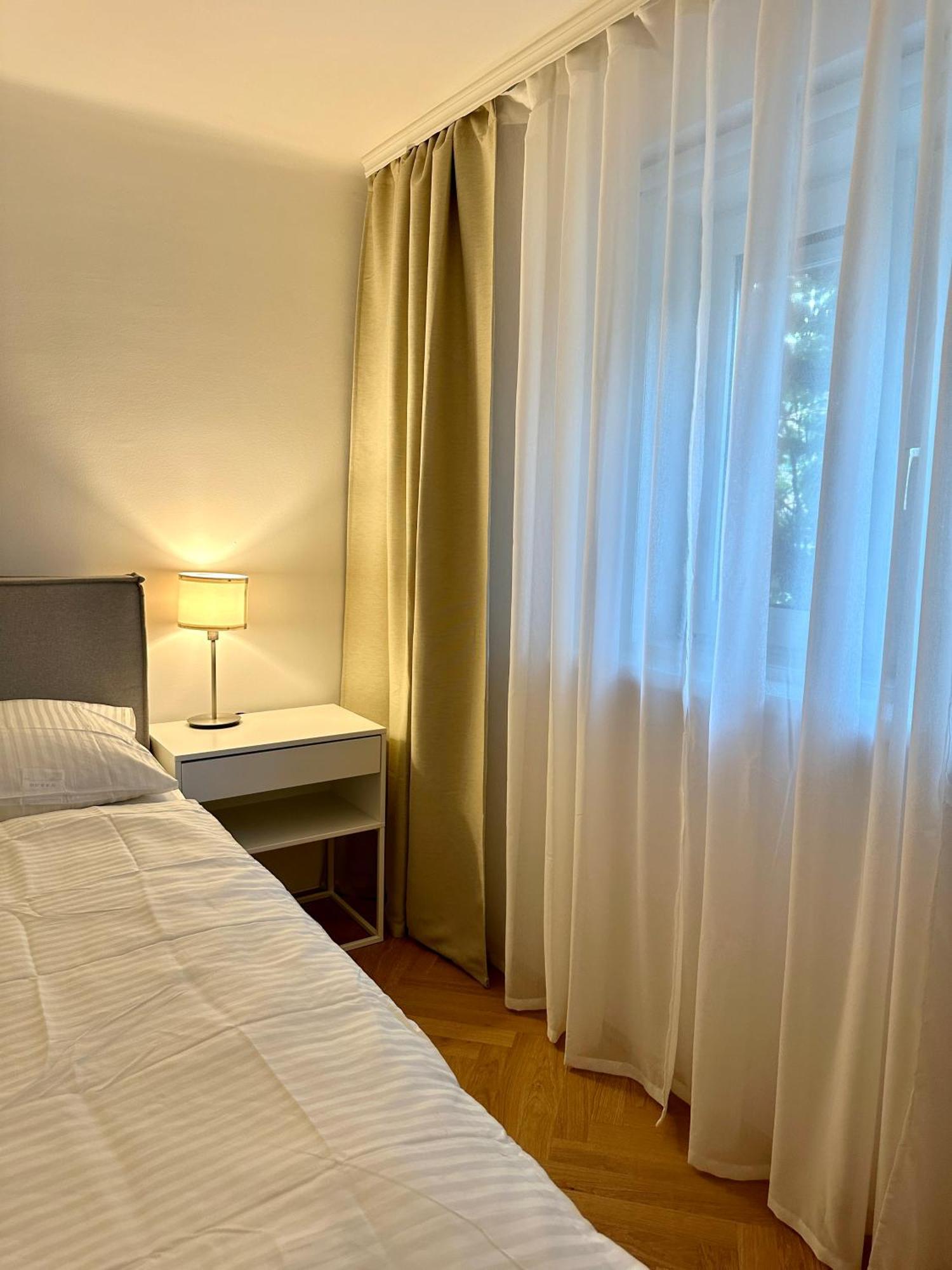 Apartment Viviane Paulos - Stylish At Wienerberg *